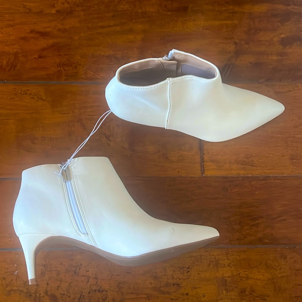 Creme white boots from A New Day - size 8. Never worn.